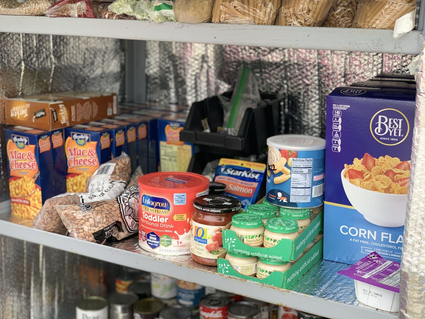 AmCan free food pantry